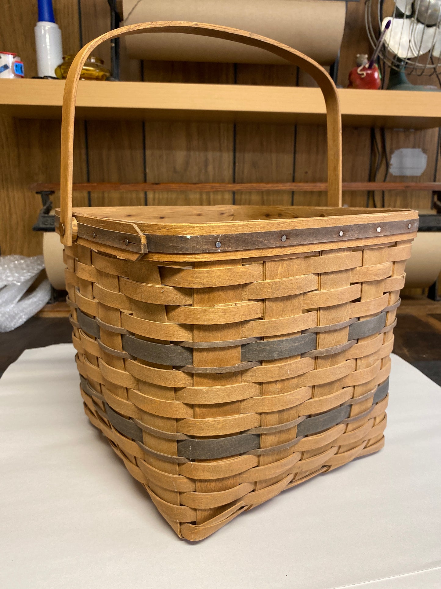 1986 Longaberger Basket