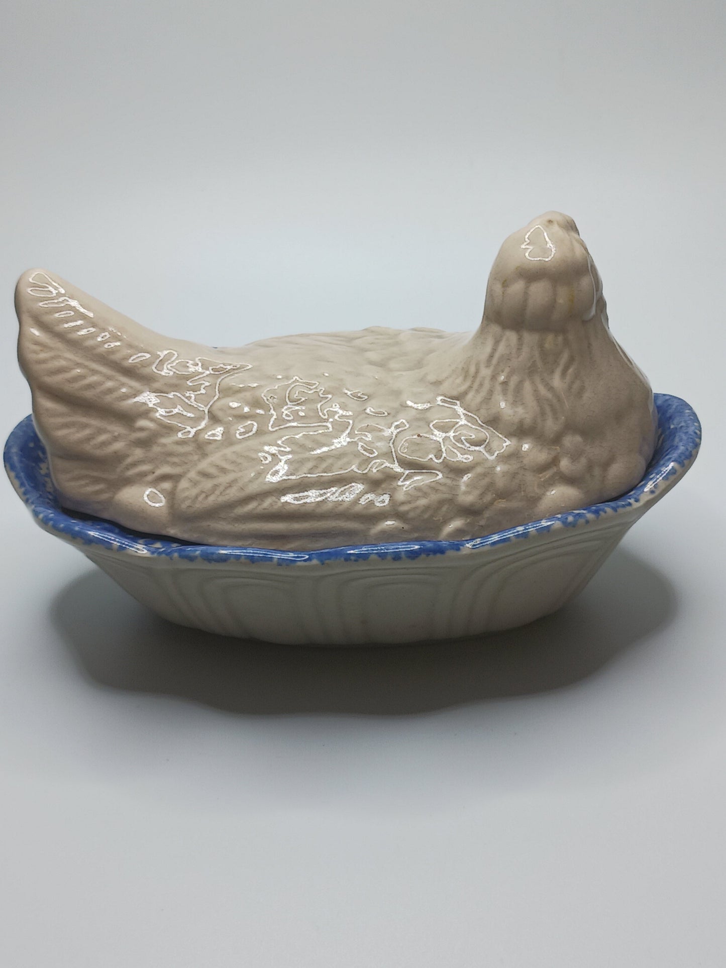 Hen on Nest, Vtg. Pottery
