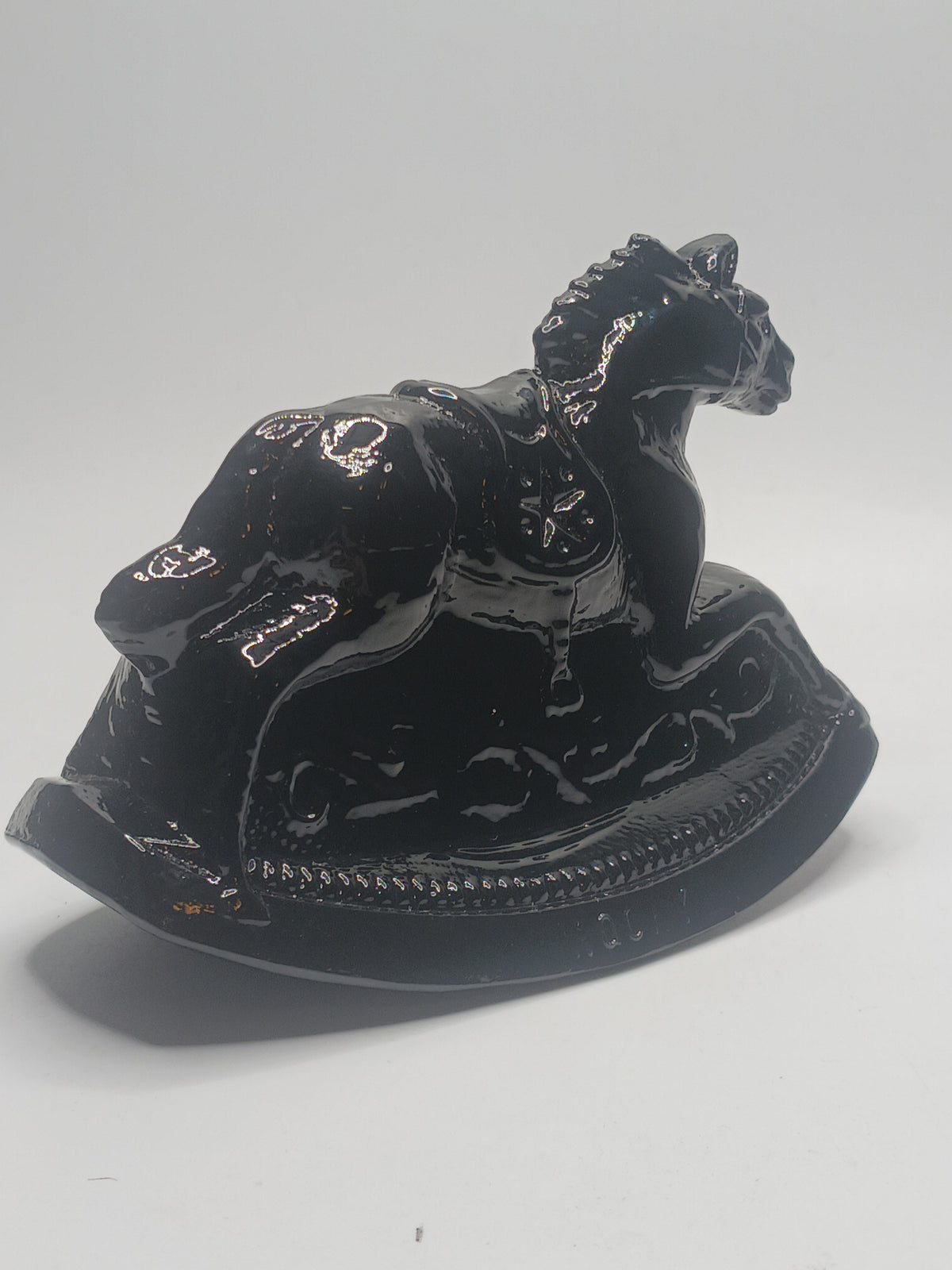 1982 Guernsey Glass #5 "Rocky"
