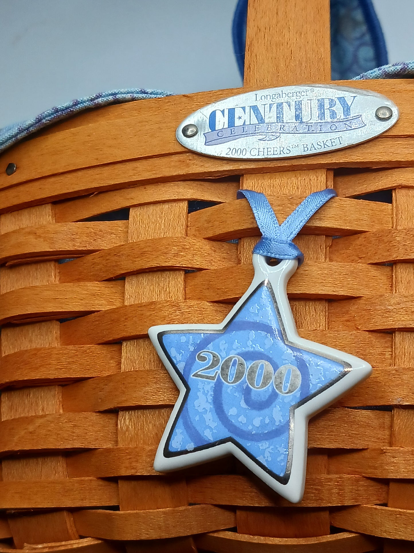 Longaberger 2000 Basket