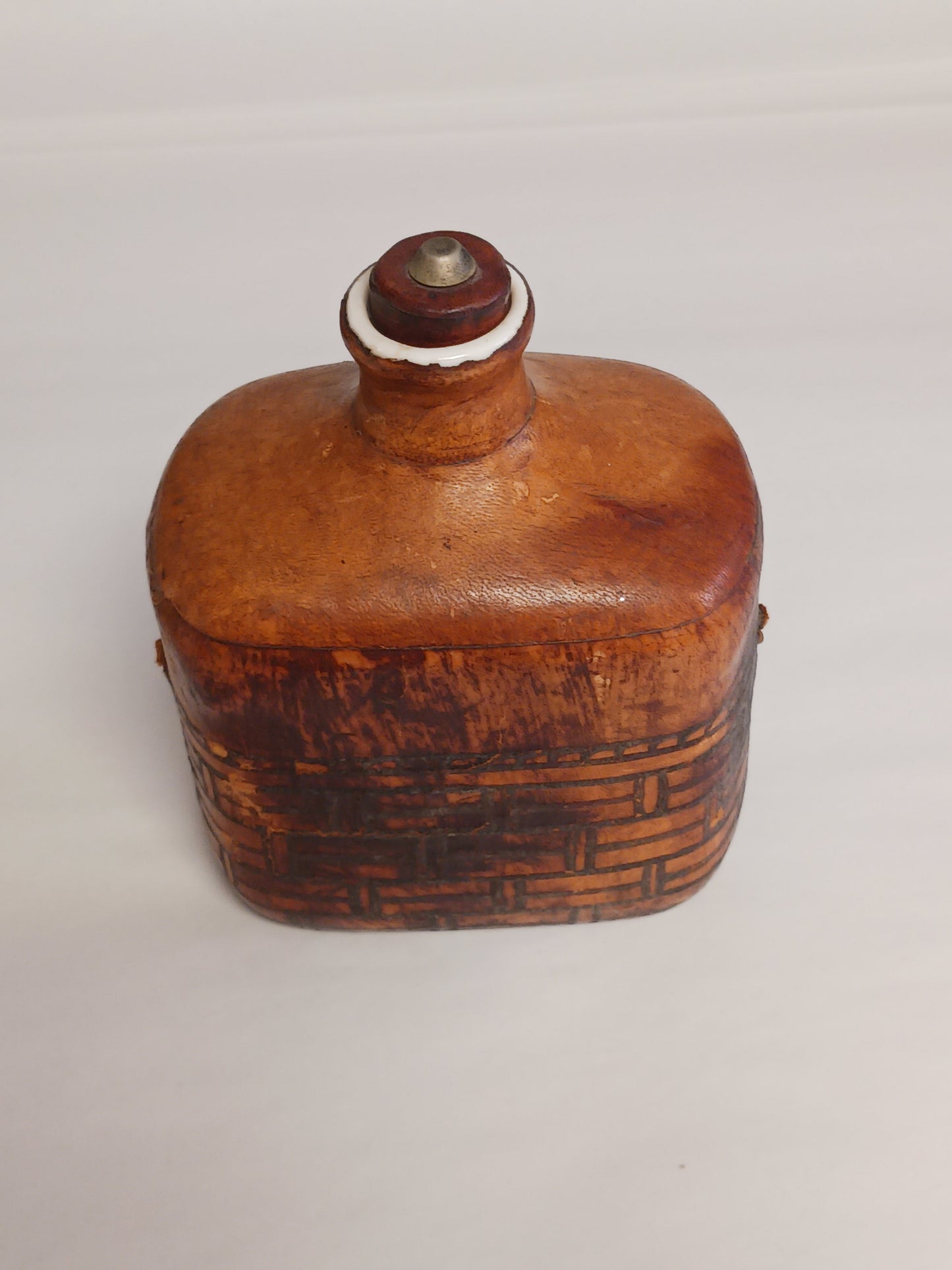 Sm Leather Bound Decanter