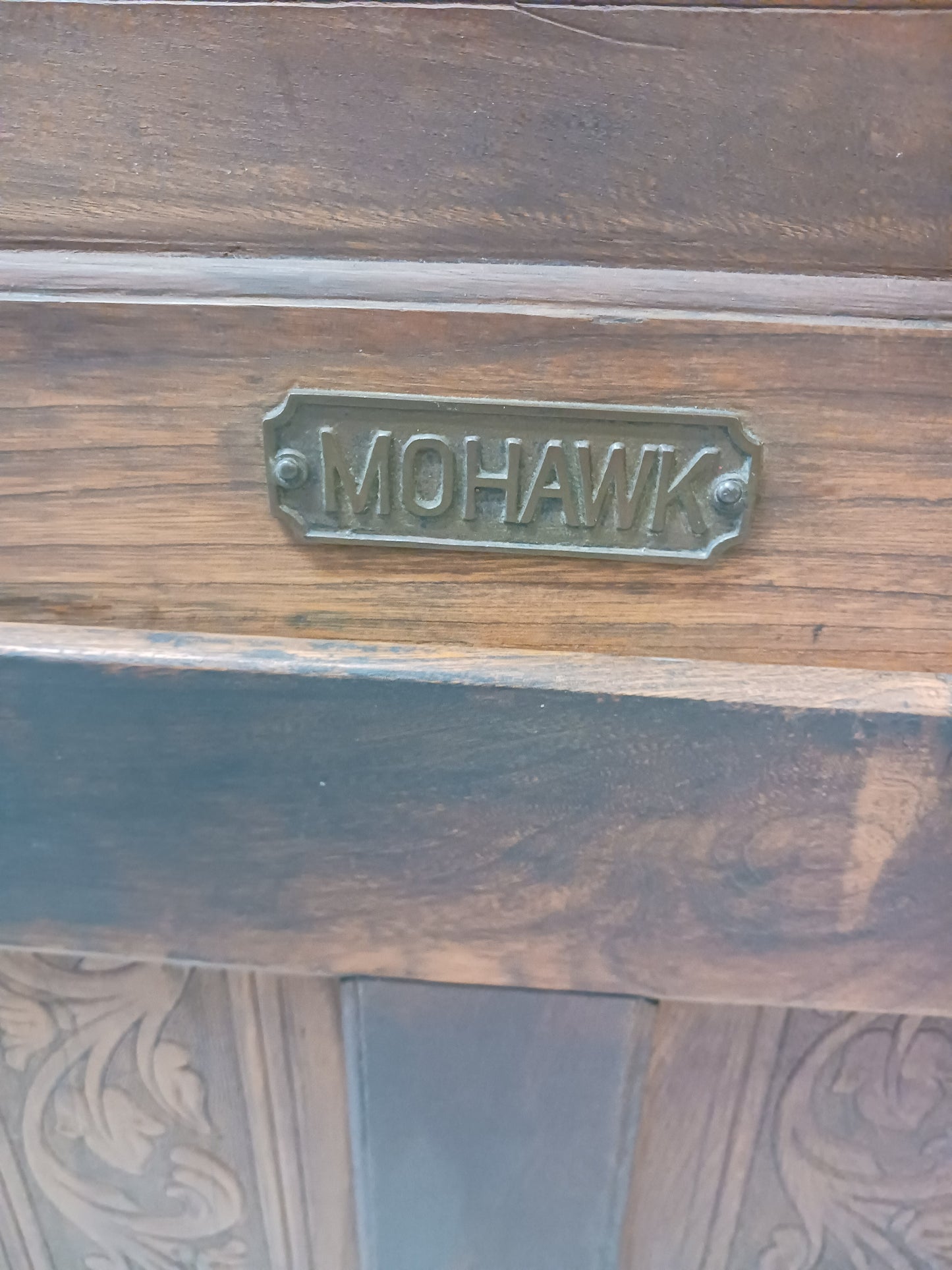 Mohawk Ice Box