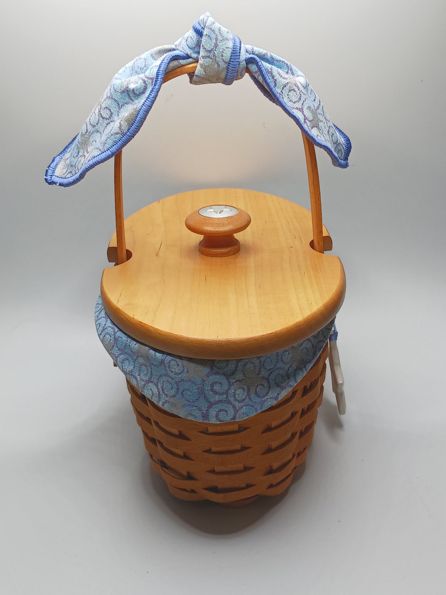 Longaberger 2000 Basket