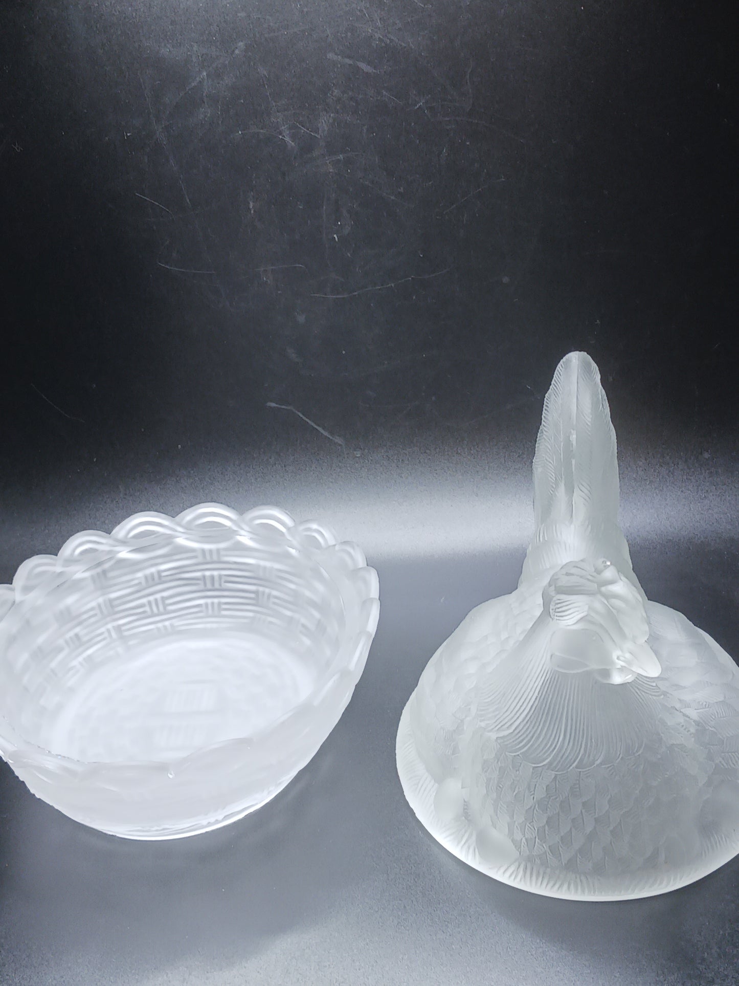 Glass, Frosted Hen on Nest