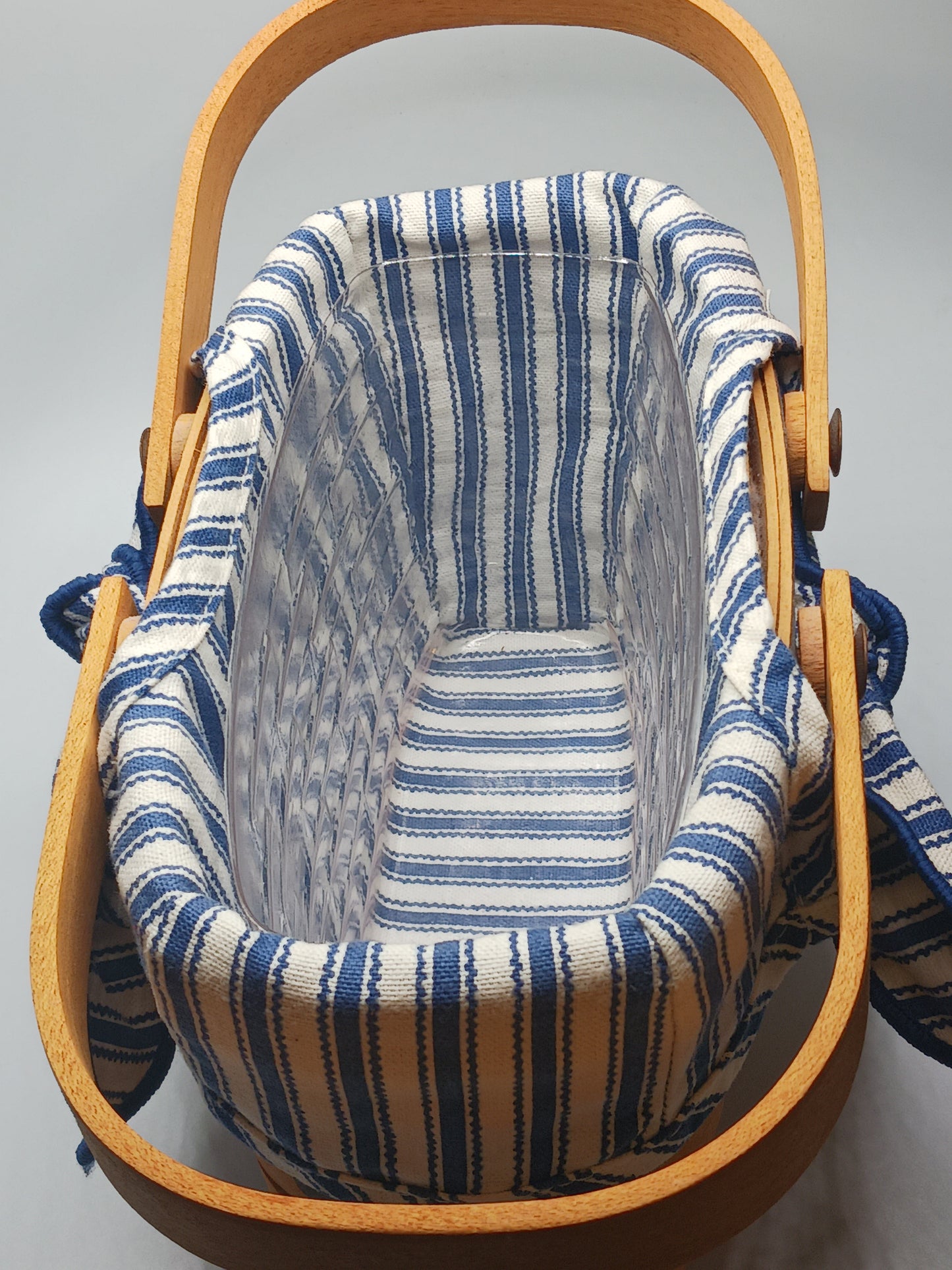 Longaberger 1998 Basket