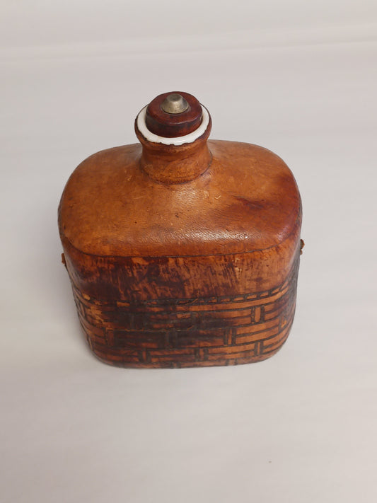 Sm Leather Bound Decanter