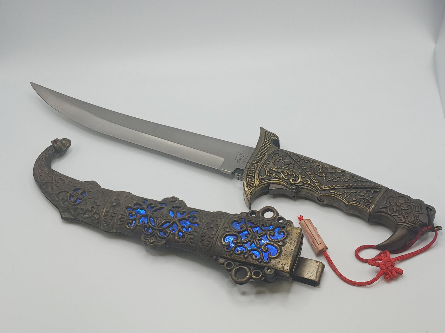 Ornate Knife & Sheath