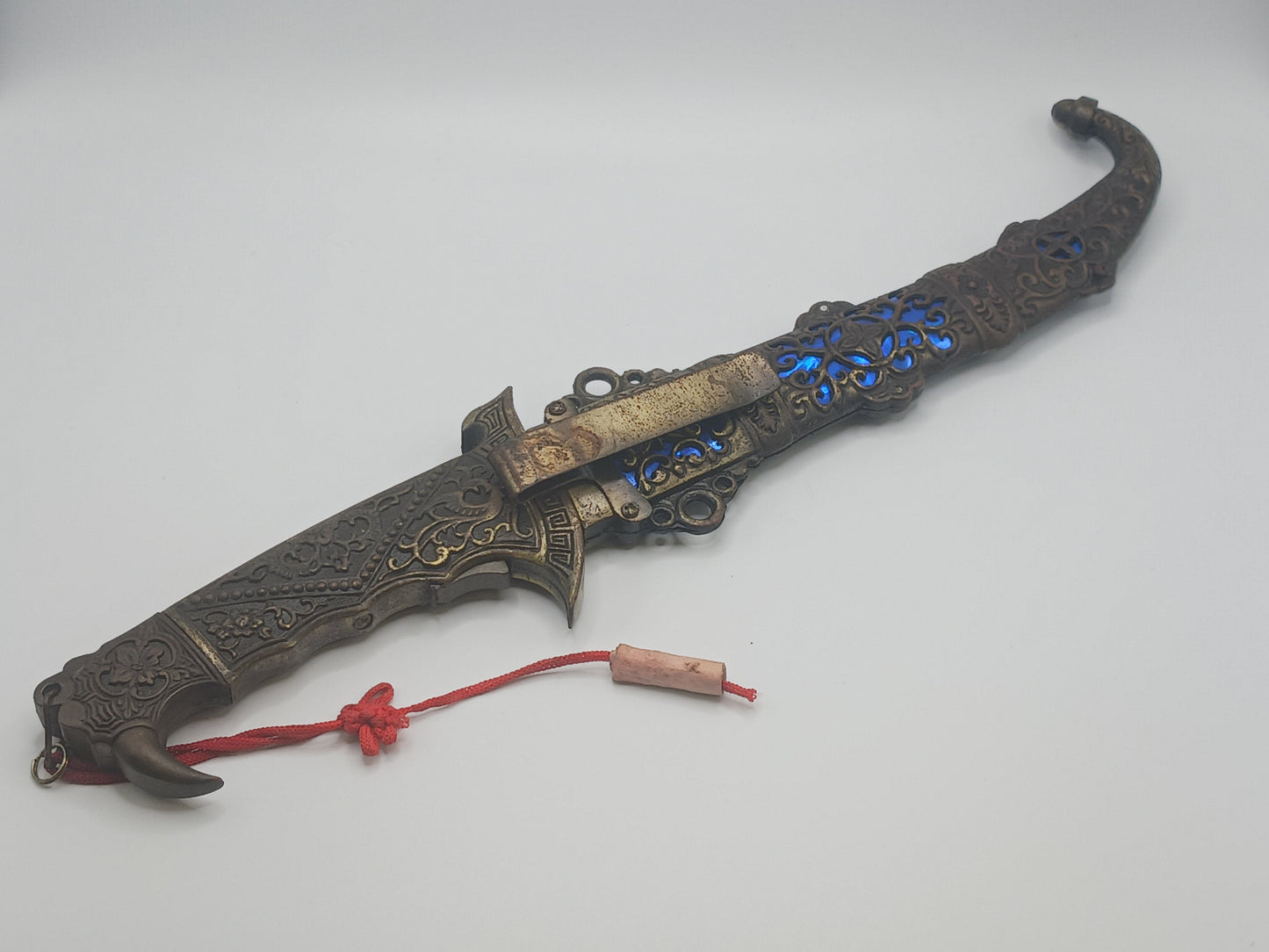 Ornate Knife & Sheath