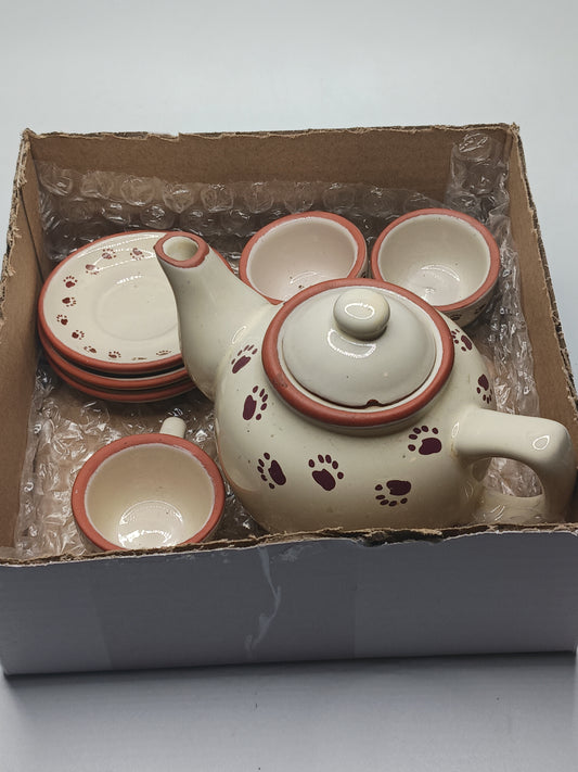 Bearware Pottery 7pc. Tea Set