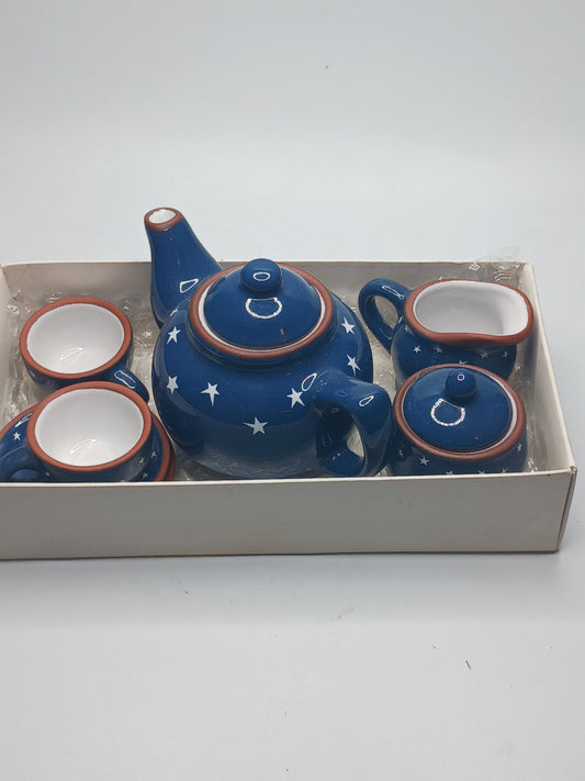 Bearware Pottery 7pc. Tea Set