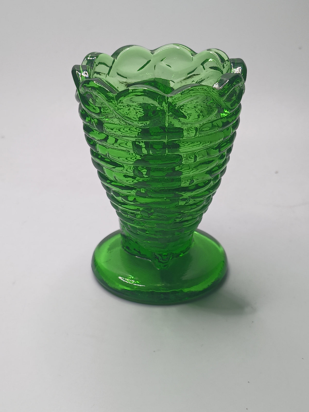 Fenton Glass, Rabbit Holding