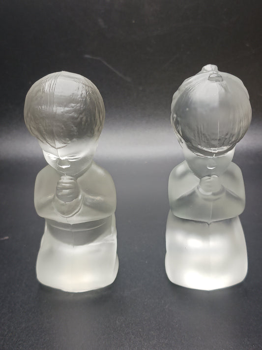Fenton Praying Boy/Girl Pair