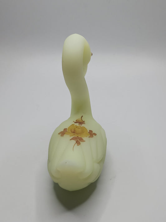 Fenton Custard Swan