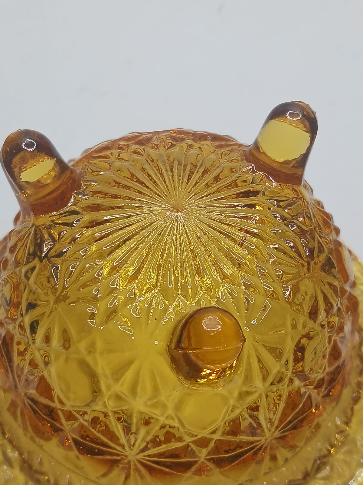 L.E. Smith Glass Amber Fairy Lamp