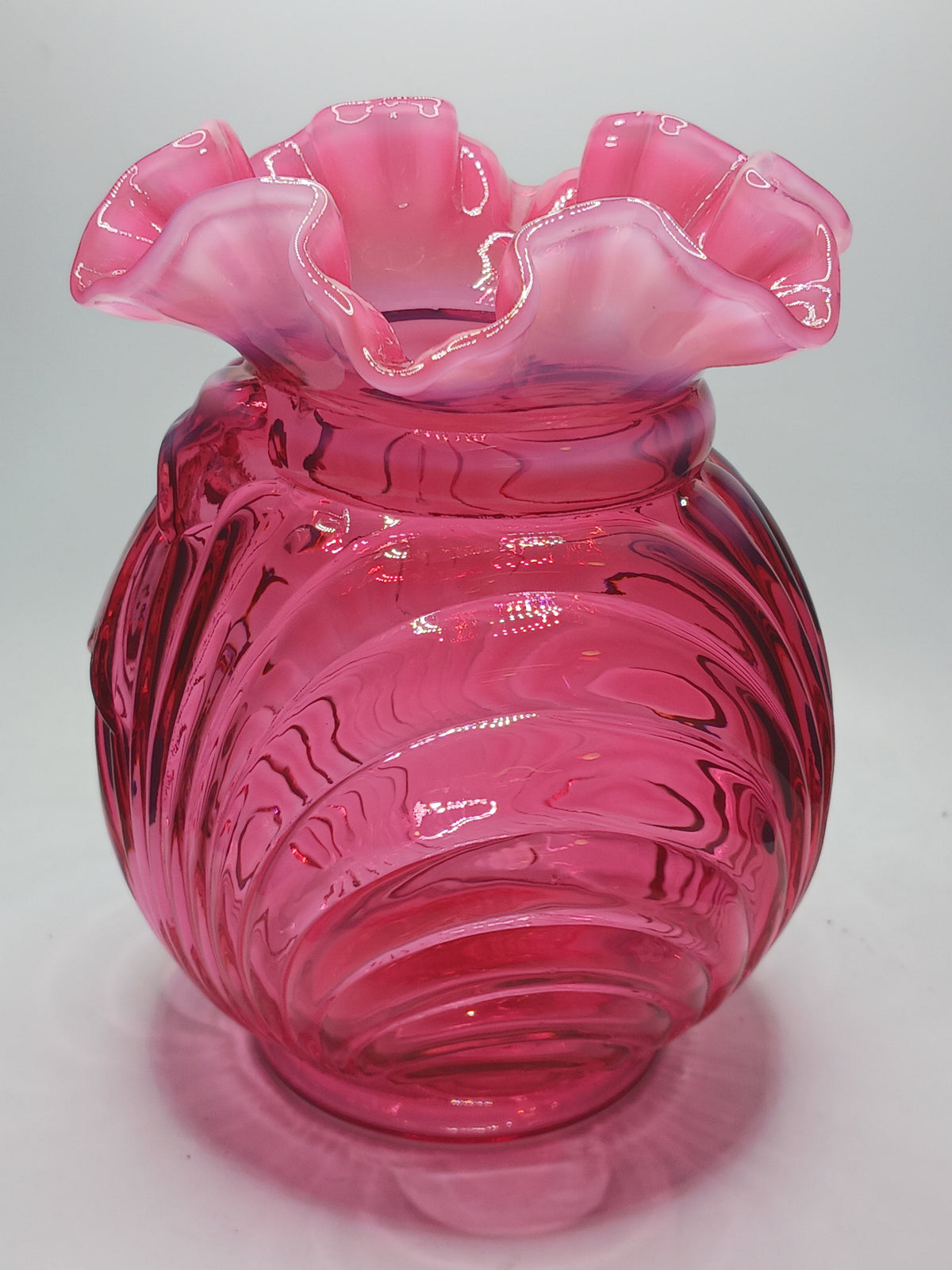 Fenton Glass Ruffled Top Bow Vase